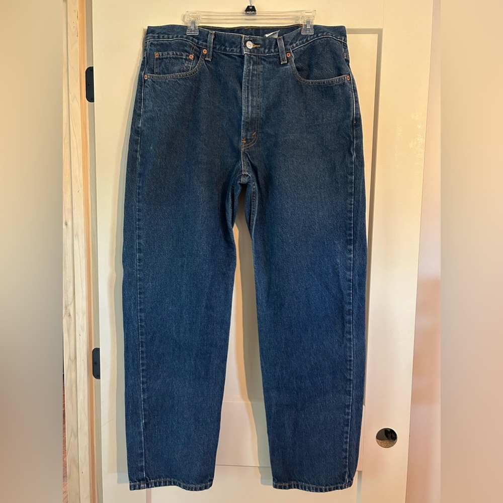 Mens Levi’s Jeans 550 Dark Blue 38 x 32